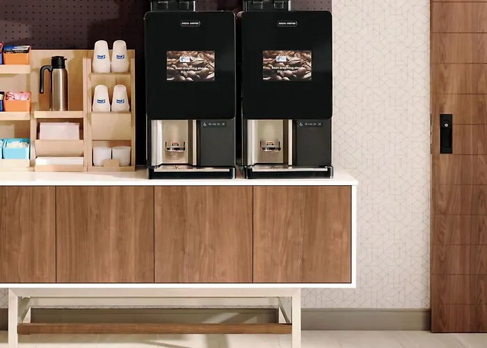 Holiday Inn Express Hotel & Suites Mcpherson By Ihg